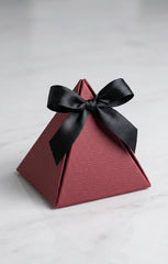 Pyramid Luxe Box | صندوق الهرم الفاخر